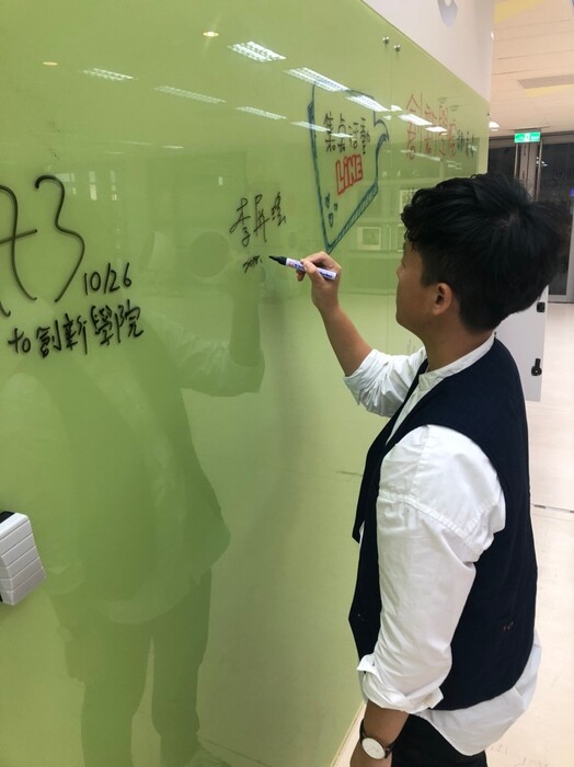 圖片說明